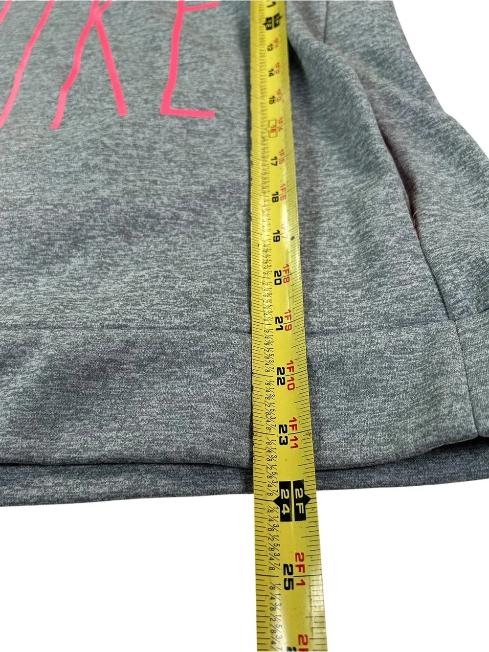 Nike Girls XL Dri-FIT Fleece Hoodie Gray Pink Pullover Athletic Sweatshirt